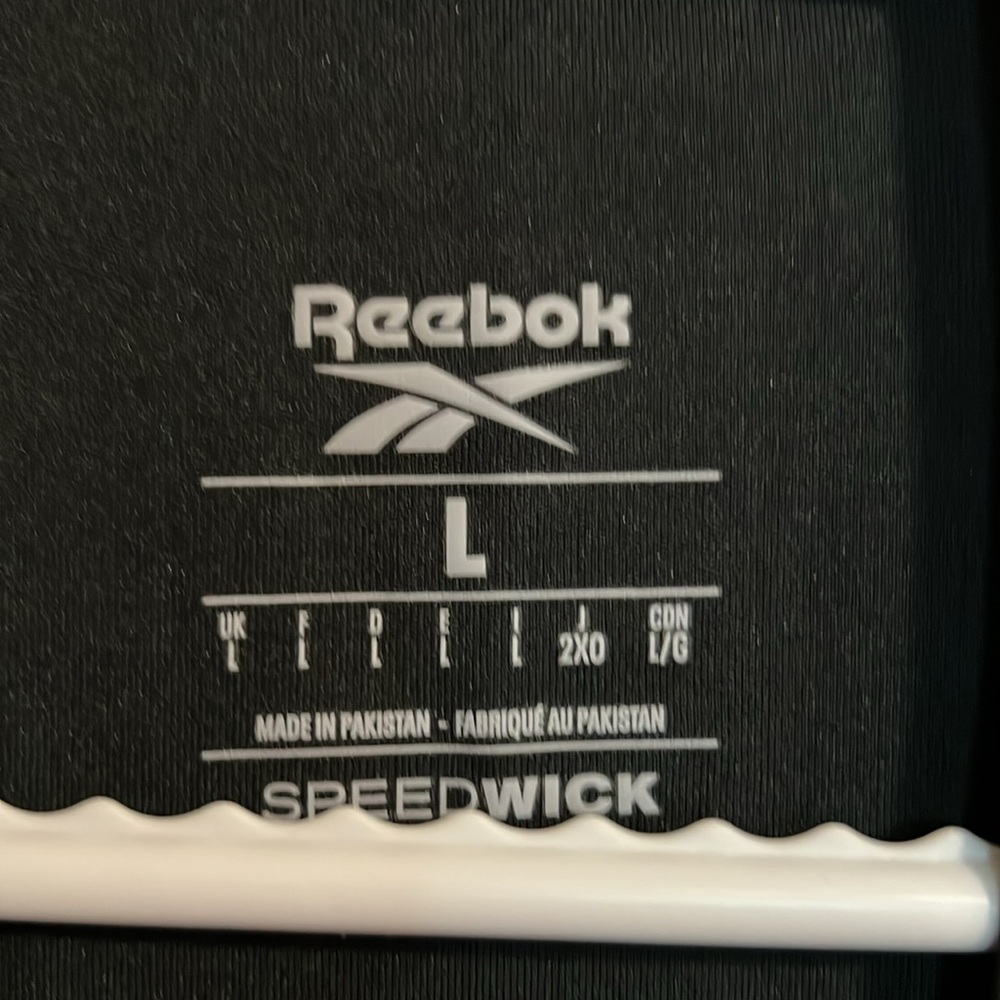 Reebok Tee - Picture 2 of 3